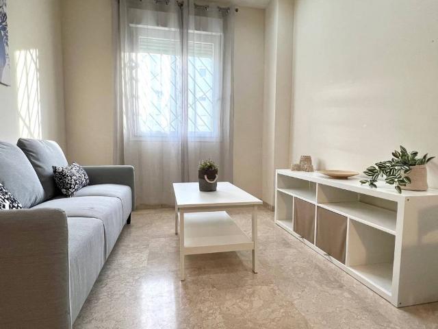 Piso en alquiler en Bormujos, Sevilla