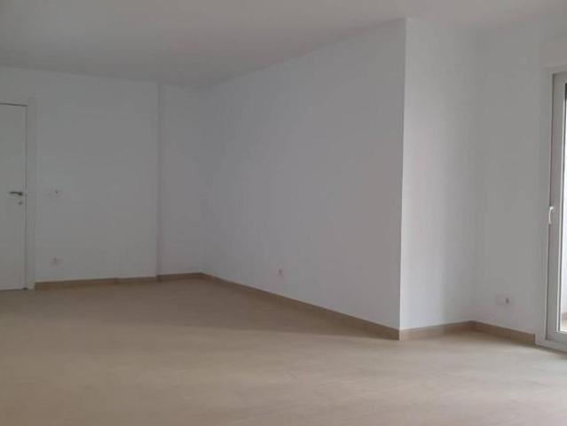 Piso en alquiler en Urbanización El Zaudín, Bormujos