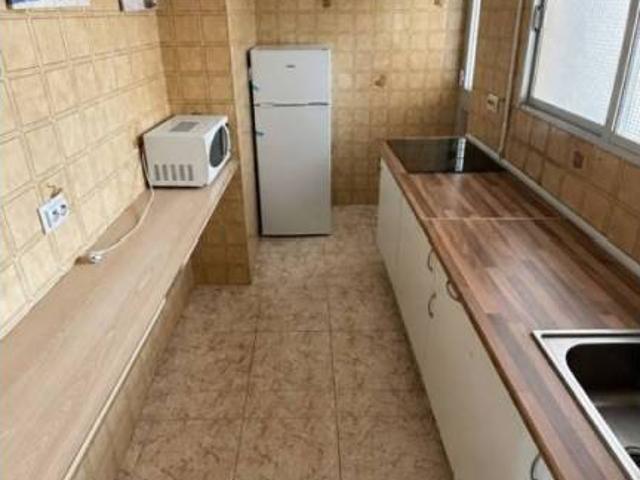 Piso en alquiler en Brenes, Andalucía