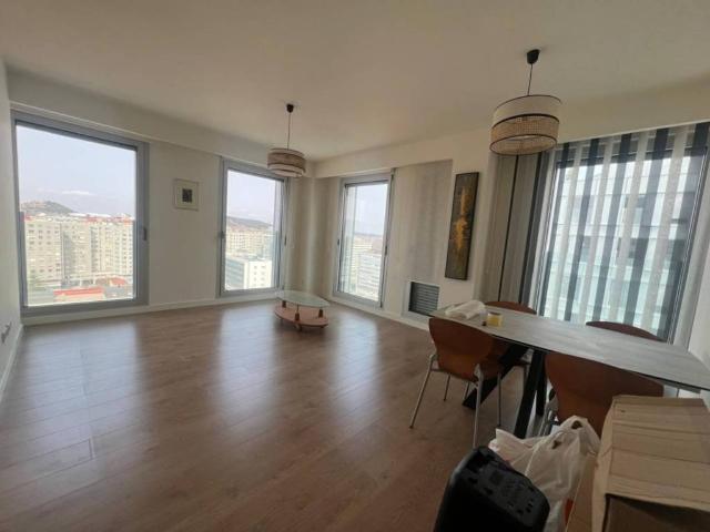 Piso en alquiler en Burgos, Castilla y León