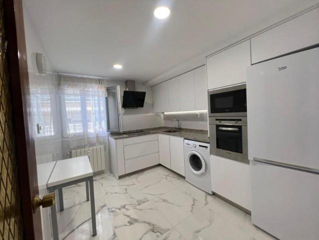 Piso en alquiler en Centro, Burgos