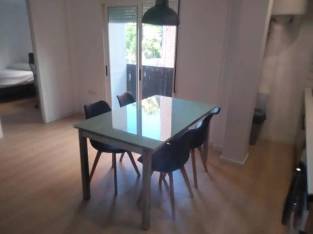 Piso en alquiler en Burjassot, València / Valencia