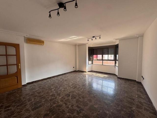 Piso en alquiler en Burriana