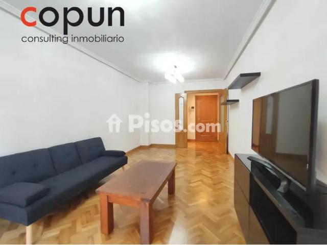 Apartamento en alquiler en Oviedo, Asturias