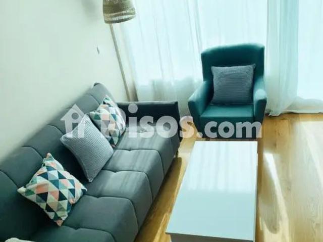 Apartamento en alquiler en Laredo