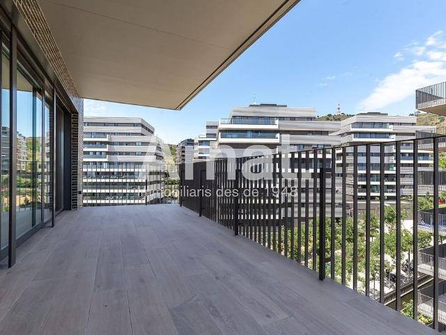 Piso en alquiler en Esplugues De Llobregat, Finestrelles