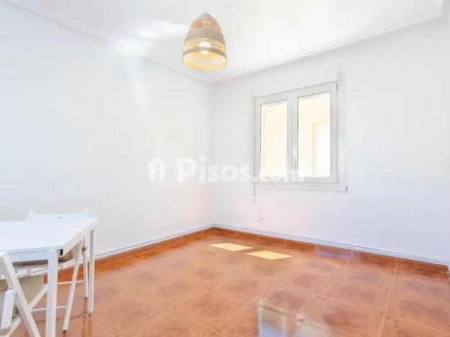 Apartamento en alquiler en Mieres