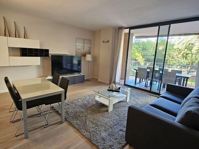 Piso en alquiler en Barcelona, Diagonal Mar i el Front Marítim del Poblenou