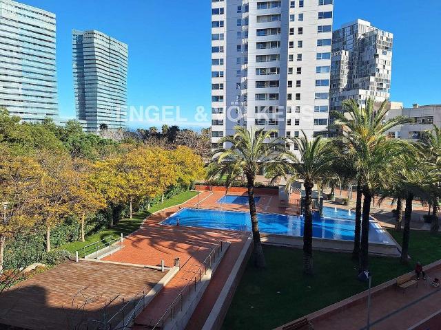 Piso en alquiler en Barcelona, Diagonal Mar i el Front Marítim del Poblenou