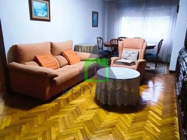 Apartamento en alquiler en Centro, Ourense