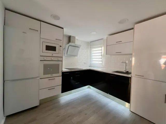 Apartamento en alquiler en Distrito 4, Albacete