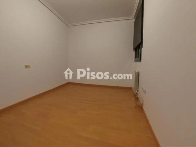 Apartamento en alquiler en Distrito 4, Albacete