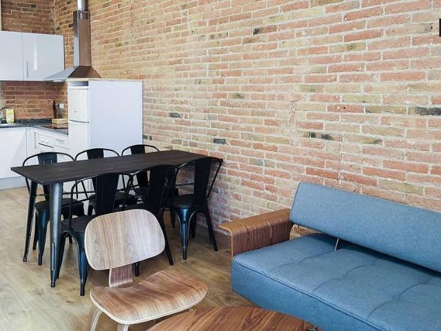 Piso en alquiler en Barcelona, el Camp de l'Arpa del Clot
