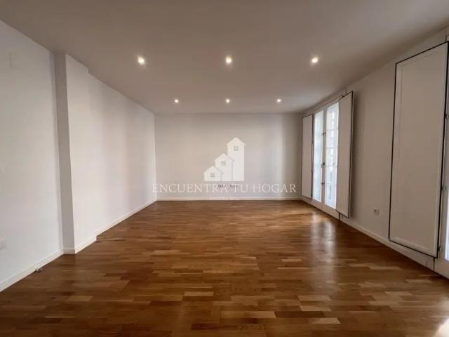 Apartamento en alquiler en Centro, Ourense