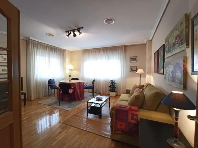 Apartamento en alquiler en Centro, León