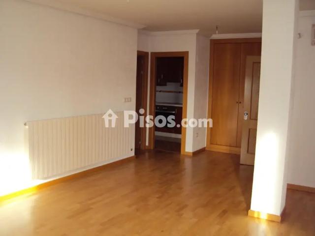 Apartamento en alquiler en Distrito 4, Albacete