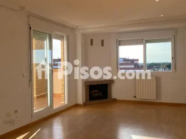 Apartamento en alquiler en Distrito 4, Albacete