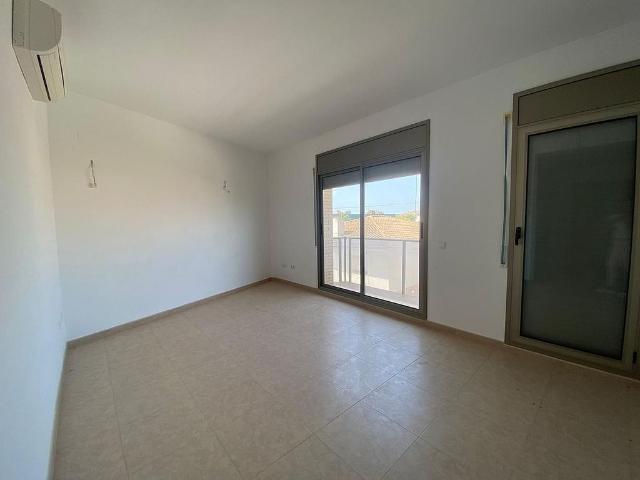 Piso en alquiler en Deltebre, Tarragona