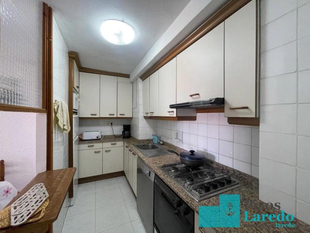 Apartamento en alquiler en Laredo