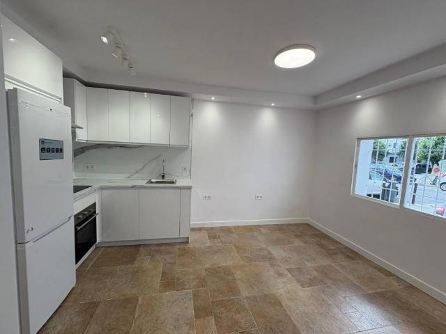 Piso en alquiler en Camas, Andalucía