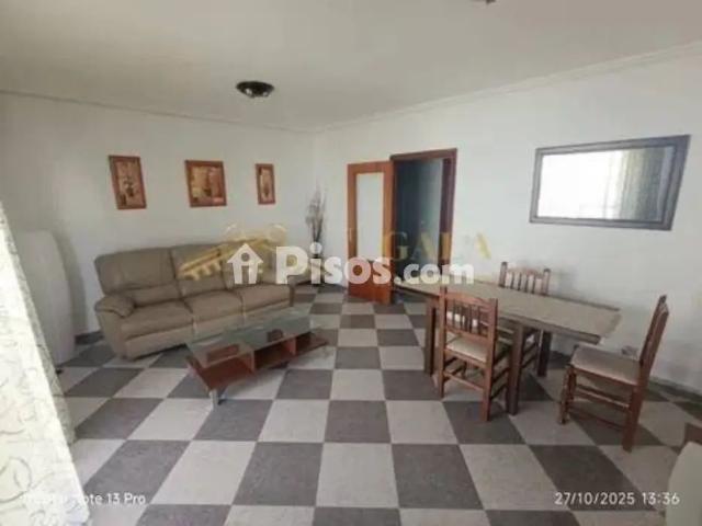 Apartamento en alquiler en San Blas, Cáceres
