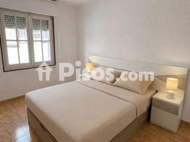 Apartamento en alquiler en Distrito 4, Albacete