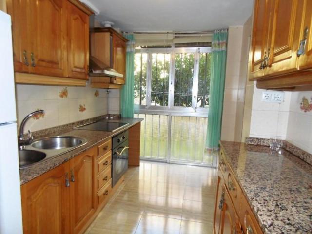 Piso en alquiler en Castilleja De La Cuesta, Sevilla