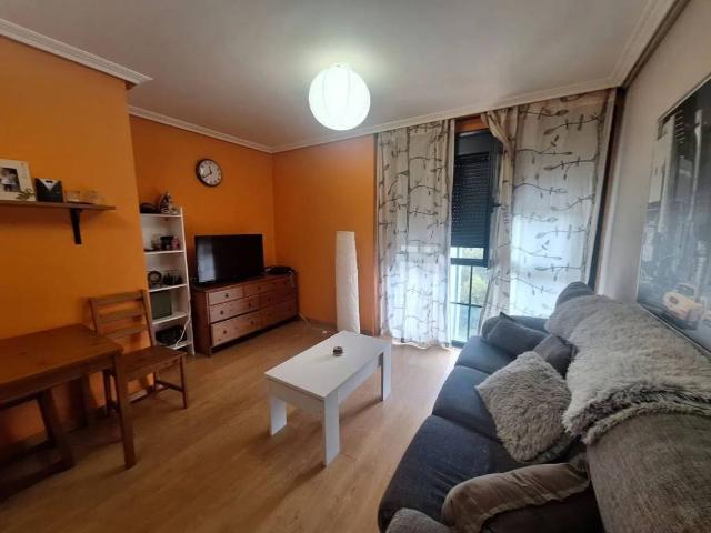 Piso en alquiler en Quiloñu, Castrillón