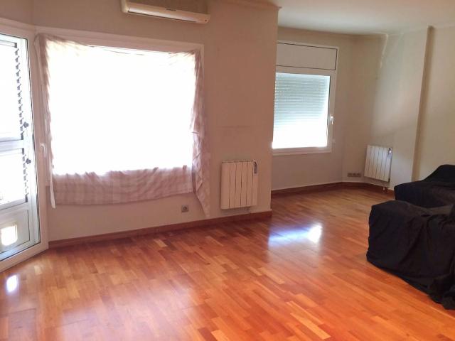 Piso en alquiler en Sabadell, Centre Piso en alquiler en Sabadell, Centre