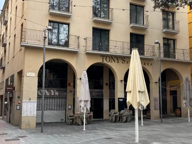Piso en alquiler en Plaça de l'Ajuntament, Alt Empordà