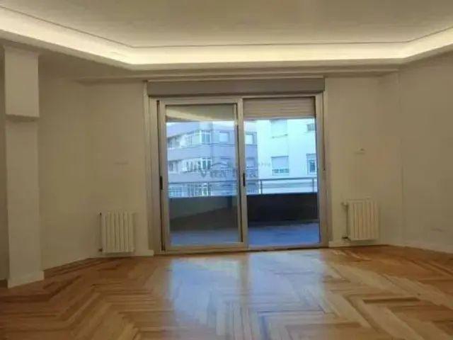 Apartamento en alquiler en Centro, Ourense