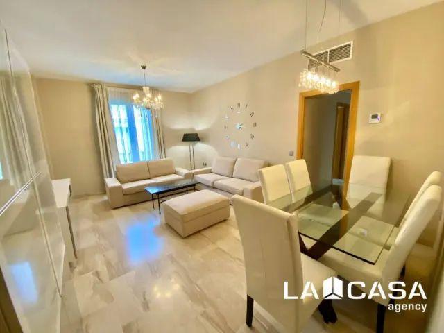 Apartamento en alquiler en El Palmarillo, Dos Hermanas