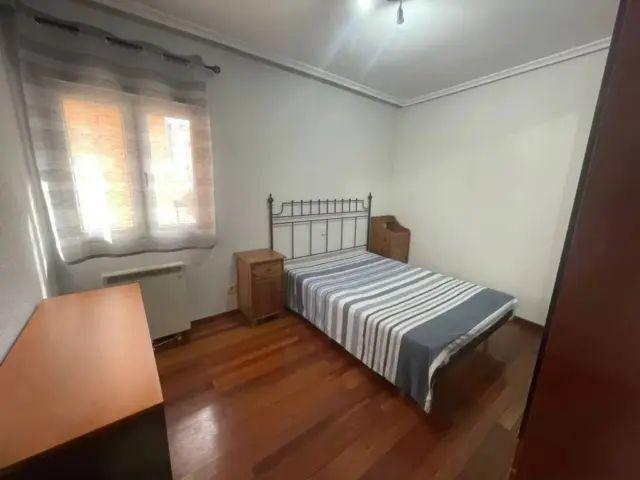 Apartamento en alquiler en Centro, Burgos
