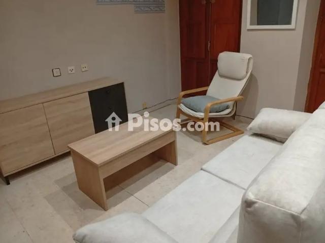 Apartamento en alquiler en Distrito 4, Albacete