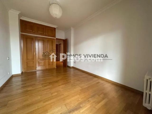 Apartamento en alquiler en Centro, Ourense