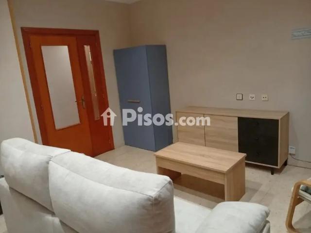 Apartamento en alquiler en Distrito 4, Albacete