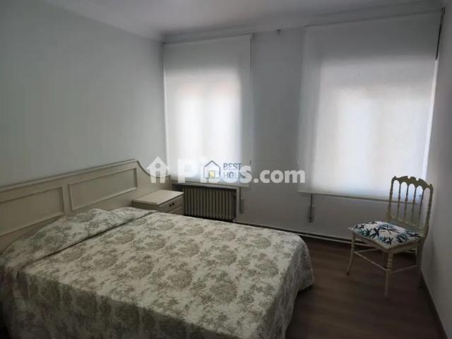 Apartamento en alquiler en Centro, León