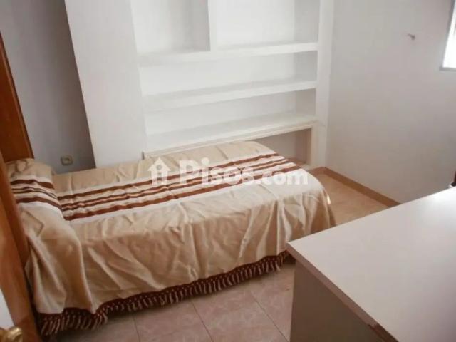 Apartamento en alquiler en San Blas, Cáceres