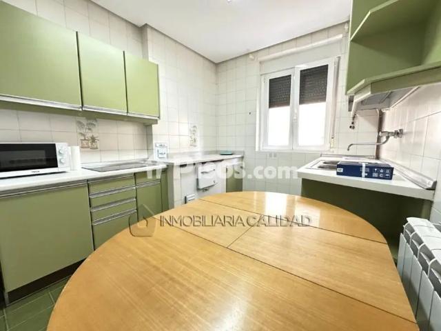 Apartamento en alquiler en Centro, Burgos