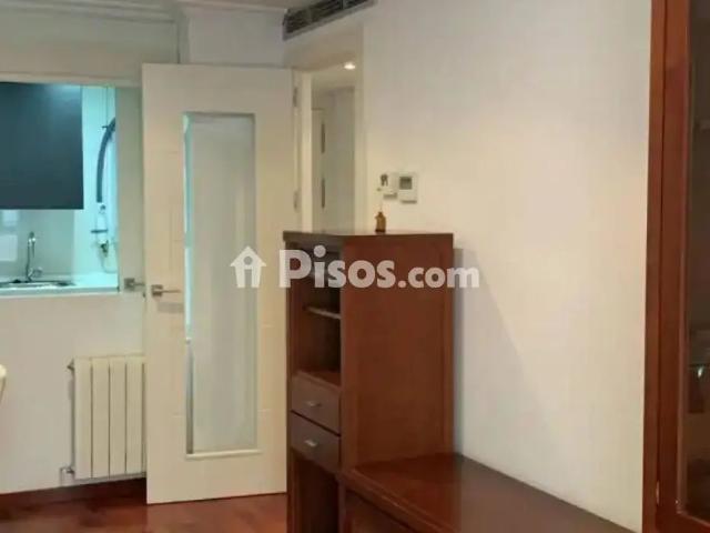 Apartamento en alquiler en Distrito 4, Albacete