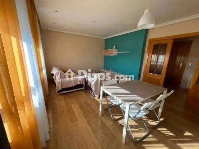 Apartamento en alquiler en Distrito 4, Albacete