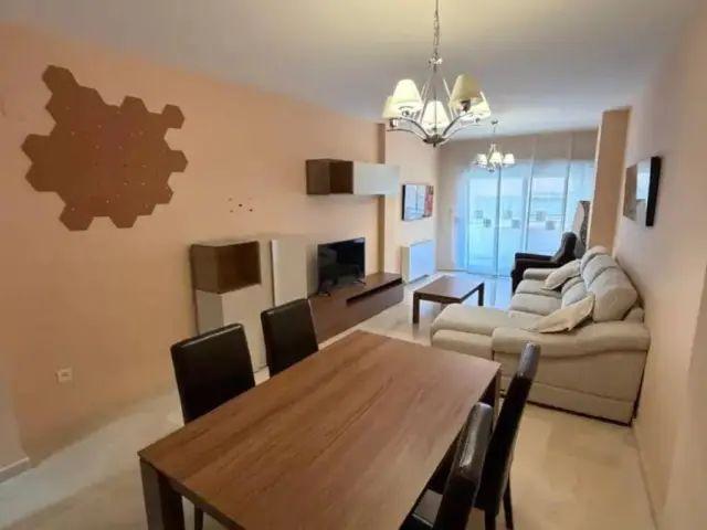 Apartamento en alquiler en Distrito 4, Albacete
