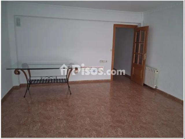 Apartamento en alquiler en Distrito 4, Albacete