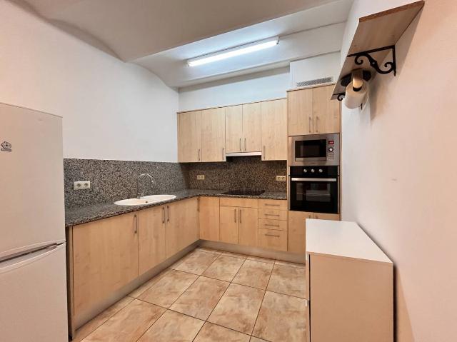 Piso en alquiler en Cervià De Ter