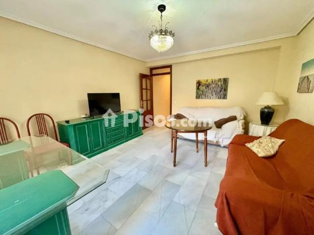 Apartamento en alquiler en Distrito Sur, Córdoba