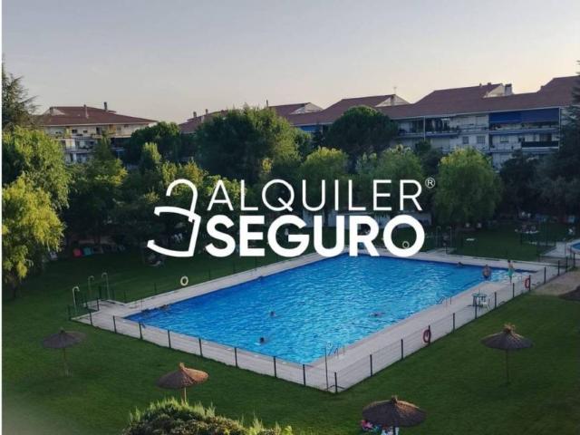 Piso en alquiler en Collado, Madrid