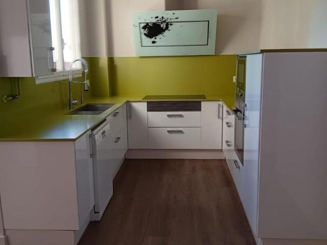 Piso en alquiler en Centre, Cornellà De Llobregat