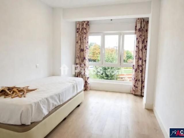 Apartamento en alquiler en Centro, Santander