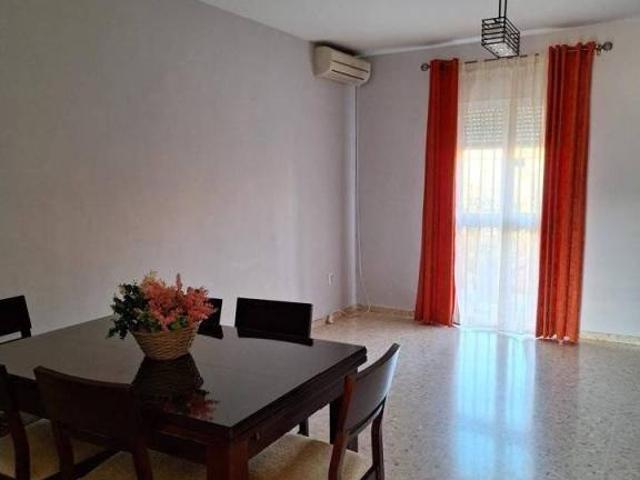 Piso en alquiler en Dos Hermanas, Andalucía