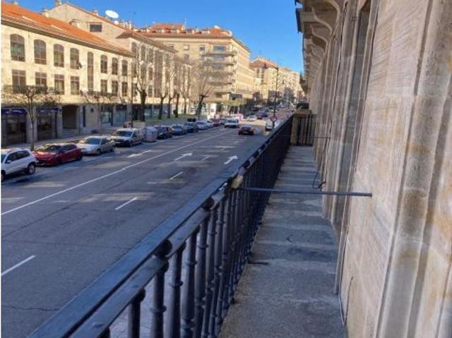 Piso en alquiler en Centro, Salamanca